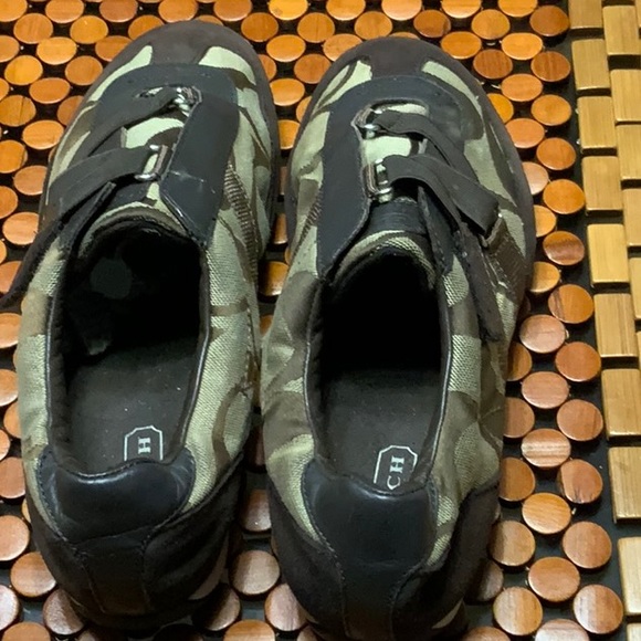 Coach Sneaker Clearance $$$ - Picture 7 of 7